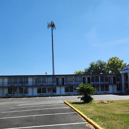 Smart Stay Lafayette Exterior photo