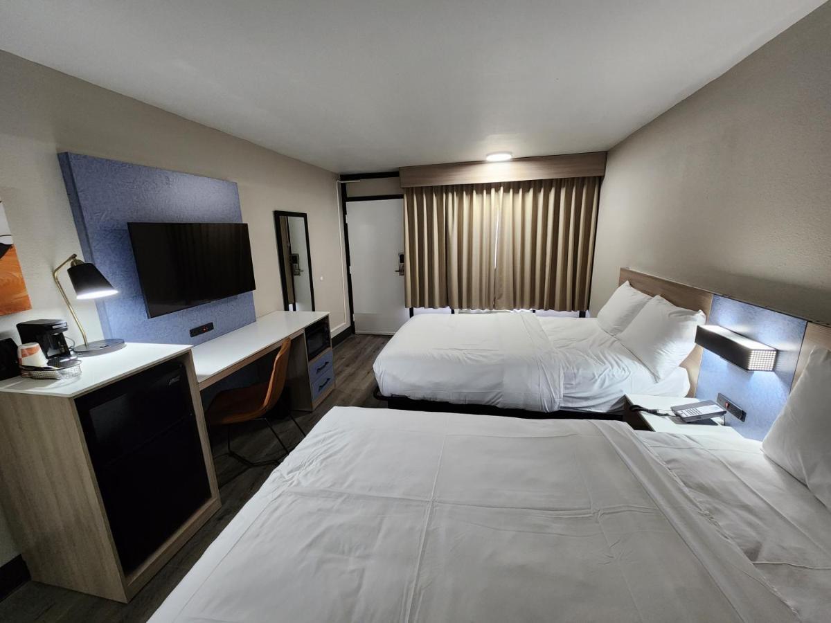 Smart Stay Lafayette Exterior photo
